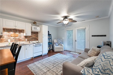 Welcome to your dream lakefront oasis at Lake of the Ozarks! - photo 2