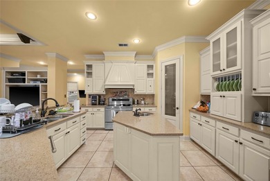 DON'T MISS OUT ON THIS HOME THAT HAS IT ALL! 4 bedrooms, 3 bath - photo 10