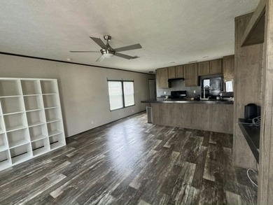 Wow! This beautiful 3bed/2bath home is move in ready and - photo 2