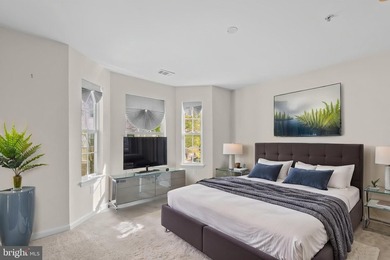 PRICE IMPROVED! Welcome to this bright and move-in ready - photo 14