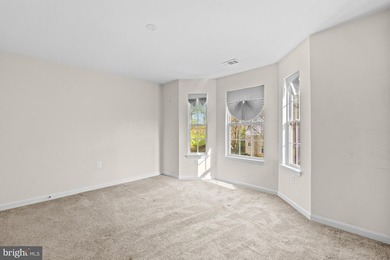 PRICE IMPROVED! Welcome to this bright and move-in ready - photo 16