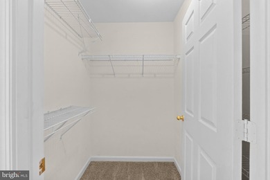 PRICE IMPROVED! Welcome to this bright and move-in ready - photo 17