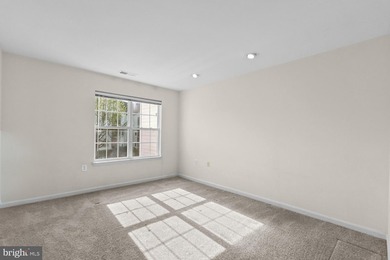 PRICE IMPROVED! Welcome to this bright and move-in ready - photo 23