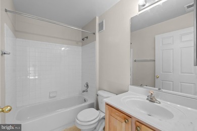 PRICE IMPROVED! Welcome to this bright and move-in ready - photo 26