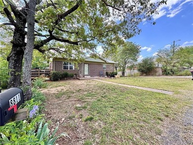 Welcome to this 2-story home at Sebastian Lake. The home offers - photo 1