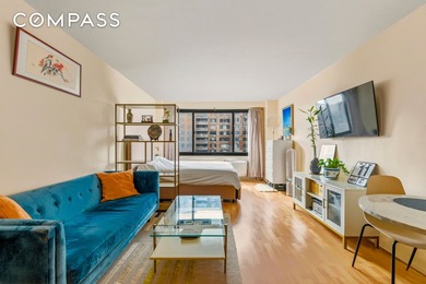 Perched on a high floor with a western exposure and views of One - photo 4