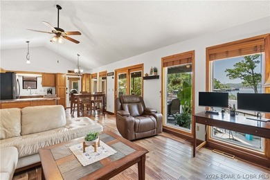 Privacy, gentle lakefront living, and room to enjoy everything - photo 6