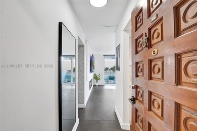 Experience the epitome of modern luxury at the Golden Isles - photo 6