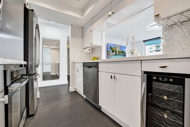Experience the epitome of modern luxury at the Golden Isles - photo 10