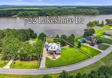 Experience breathtaking waterfront living in this immaculate - photo 2