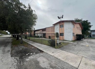 (private lake, pond, creek) Condo For Sale in Miami Florida