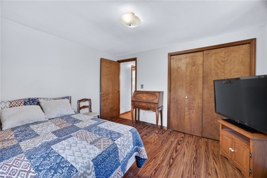 Discover the perfect blend of country living and equestrian - photo 16