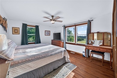 Discover the perfect blend of country living and equestrian - photo 17