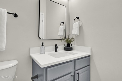 Contemporary Condominium in the Quaint Castle-Dock Street - photo 24