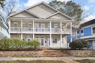 Contemporary Condominium in the Quaint Castle-Dock Street - photo 31
