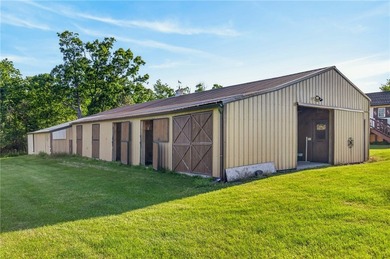 Discover the perfect blend of country living and equestrian - photo 32