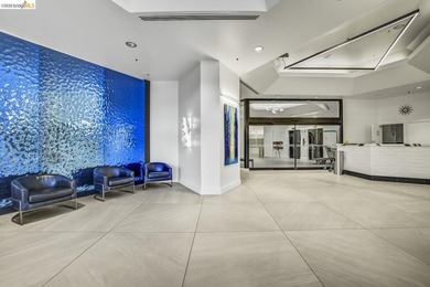 Perched on the 27th floor in Emeryville's highly sought after - photo 36