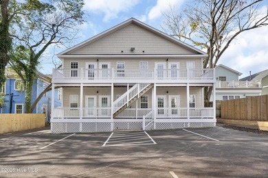 Contemporary Condominium in the Quaint Castle-Dock Street - photo 36