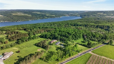 Discover the perfect blend of country living and equestrian - photo 43