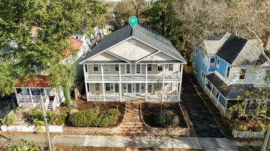 Contemporary Condominium in the Quaint Castle-Dock Street - photo 43