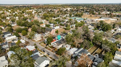 Contemporary Condominium in the Quaint Castle-Dock Street - photo 47
