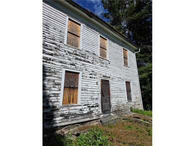 Looking for a true restoration project with high equity - photo 2