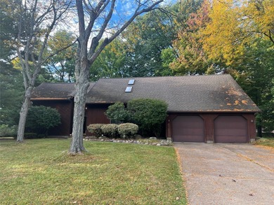 Lake Erie Home Sale Pending in Erie Pennsylvania