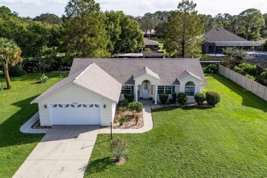 Lake Home For Sale in Leesburg, Florida