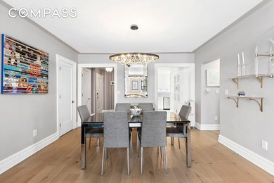 This beautifully renovated two-bedroom, two-bath has a huge - photo 4
