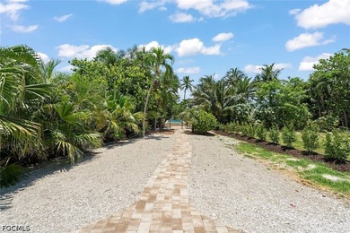 Welcome to your private island retreat on Captiva Island, where - photo 20