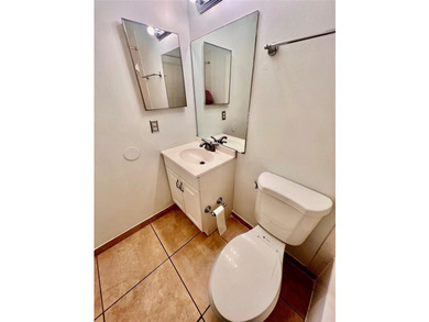 Vacant. all tile , granite countertop, 2 parking spaces - photo 24