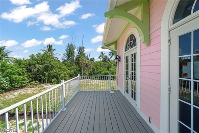 Welcome to your private island retreat on Captiva Island, where - photo 30