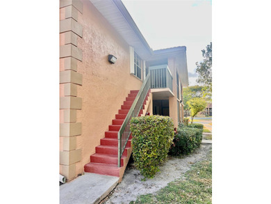 Vacant. all tile , granite countertop, 2 parking spaces - photo 35