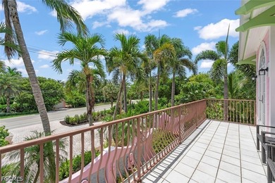 Welcome to your private island retreat on Captiva Island, where - photo 37
