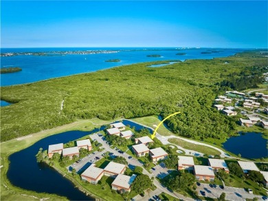 Lake Condo For Sale in Vero Beach, Florida