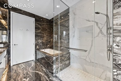 *Experience the height of luxury in Residence 36D, a - photo 10