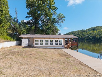 Incredible views with two beautiful homes that set the stage for - photo 3