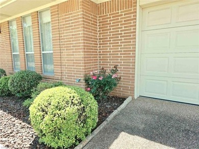 This lovely home has been well cared for and maintained. It has - photo 3