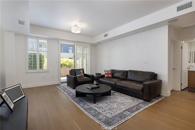 Welcome to 150 The Promenade N #202, a fully renovated - photo 12