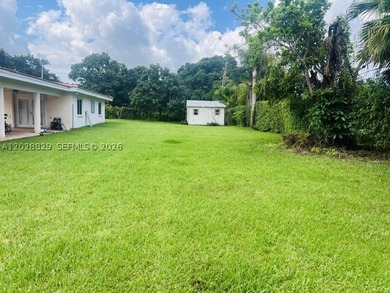 If you are looking for a spacious, comfortable, and welcoming - photo 15