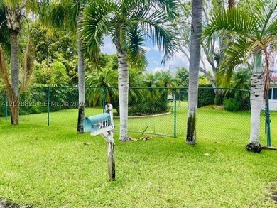 If you are looking for a spacious, comfortable, and welcoming - photo 18