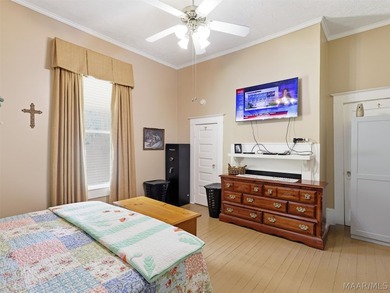 Step back in time and experience the charm of this beautifully - photo 21