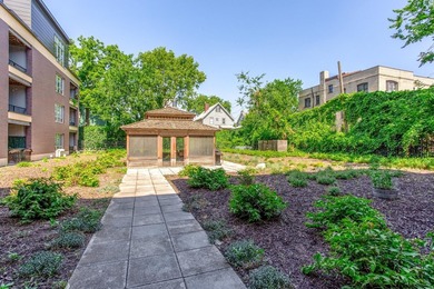 Nestled near the heart of Minneapolis, this beautiful 3rd floor - photo 22