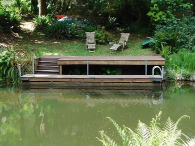 Waterfront Buildable Lot w/Improvements - photo 23