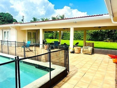 If you are looking for a spacious, comfortable, and welcoming - photo 26