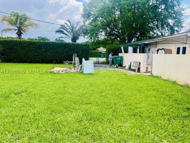 If you are looking for a spacious, comfortable, and welcoming - photo 29