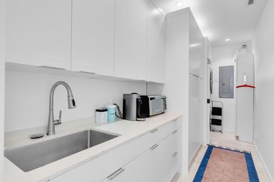 1501 Georgia Street is a masterclass in design. Conceived by - photo 35