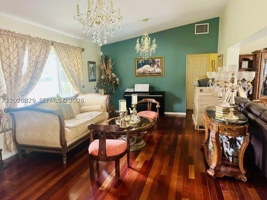 If you are looking for a spacious, comfortable, and welcoming - photo 37
