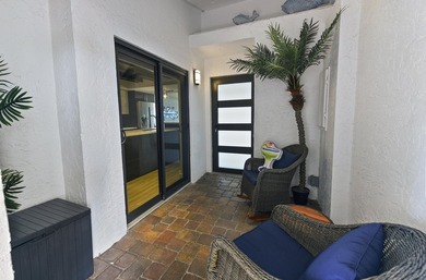 Recently renovated, fully furnished and turnkey 3 bedroom, 2 1/2 - photo 42
