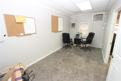 Mixed use property in the heart of Gravesend. 2 stores, 2 - photo 10